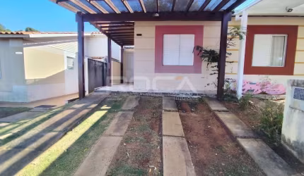 Casa à venda e locação em Moradas 2, São Carlos: 3 dormitórios, suíte, móveis planejados na cozinha