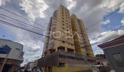 Apartamento Padrão para Alugar no Centro de São Carlos, 3 dormitórios e 2 vagas de garagem