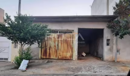Charmosa casa à venda no bairro Jardim Araucária em São Carlos