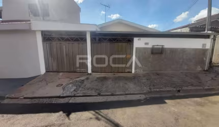 Casa à venda com 2 dormitórios no bairro Chácara São Caetano em São Carlos