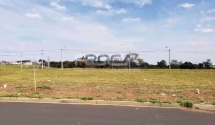 Terreno à venda no Jardim Embaré, São Carlos: o lugar perfeito para construir seu sonho!