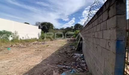 Oportunidade única! Terreno comercial à venda no bairro Cidade Aracy, São Carlos.