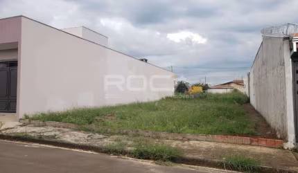 Venda de Terreno / Padrão na cidade de São Carlos