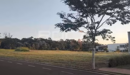 Terreno à venda no Condomínio Damha Golf em São Carlos