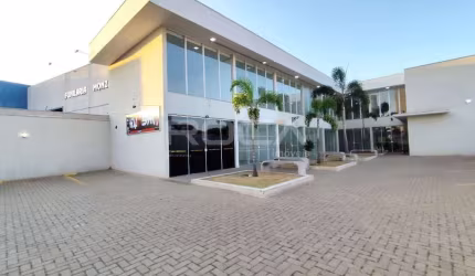 Sala Comercial para Alugar na Vila Nery, São Carlos: Infraestrutura Completa e Estacionamento Rotativo