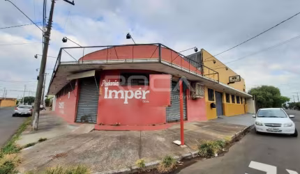 Excelente Salão Comercial à Venda e Locação em São João Batista, São Carlos