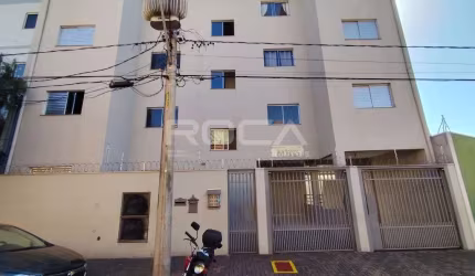 Aluguel de Apartamento Padrão no Jardim Lutfalla em São Carlos