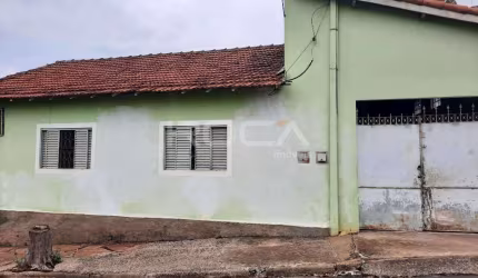 Casa Padrão à Venda no Jardim São Carlos, São Carlos