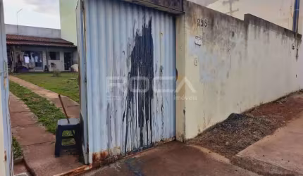 Casa de 1 dormitório com piscina no Parque Fehr, São Carlos