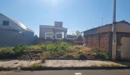 Terreno à venda no Jardim Embaré, São Carlos - Oportunidade única!