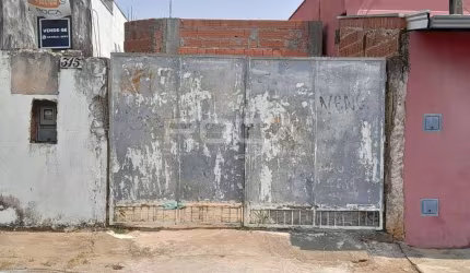 Casa à venda no Jardim Centenário, São Carlos - 2 dormitórios e suíte!