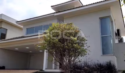Casa de luxo com 3 suítes e 4 vagas no Parque Faber Castell