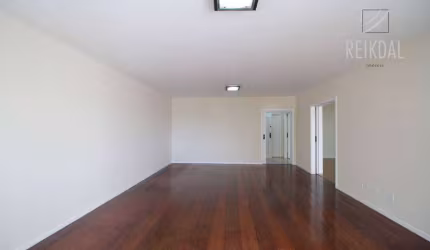 Apartamento ao lado da Praça da Ucrânia, 4 dormitórios para alugar, 199 m² por R$ 6.678/mês - Mercês - Curitiba/PR