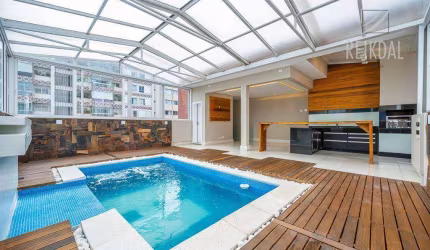 Cobertura com 3 dormitórios à venda, 184 m² por R$ 2.190.000,00 - Batel - Curitiba/PR