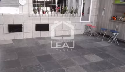 Sobrado de 136m² com 3 dormitórios e 2 vagas de garagem à venda, por R$ 750.000,00, Jardim Sandra,