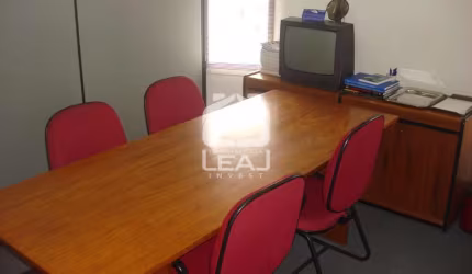 Sala comercial de 71m² com 2 vagas de garagem para locação por R$ 3.800,00, no Itaim Bibi, São Paul