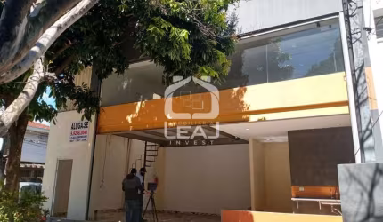 Loja de 240 m² , com 3 banheiros e 4 vagas de garagem, para locação por R$ 12.000,00 -  Moema, São