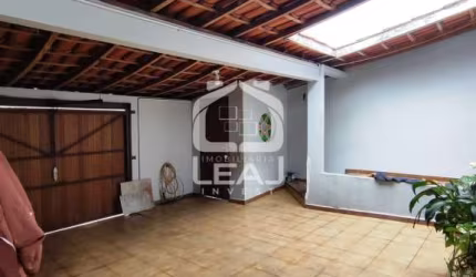 Casa à venda 189 m², 3 dormitórios sendo 1 suíte, 2 vagas garagem - R$ 550.000,00 - Chácara Agrindu