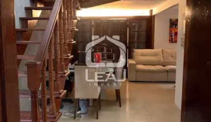 Sobrado reformado LINDO à venda 180m², 3 Dormitórios, 2 Vagas Garagem - R$ 495.000,00 - Próximo ao