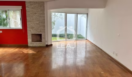 Casa em Condomínio à Venda no Jardim Panorama/Morumbi, 230 m2, 3 Suítes, Quintal com Churrasqueira,