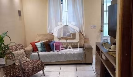 Casa com 2 dormitórios e 1 vaga de garagem à venda, 57 m² por R$ 323.000,00 - Chácara Santa Maria -