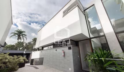 Sobrado para venda e locação, 4 dormitórios, 4 vagas R$ 5.000.00,00 - Campo Belo, São Paulo, SP