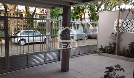 Sobrado à venda, a 250 metros da Estação Morumbi, 141m², 3 dormitórios, sendo 1 suíte, 2 vagas, R$