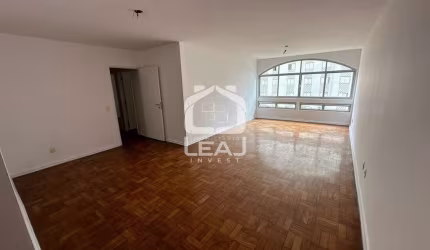 Cobertura à Venda no Exclusivo Itaim Bibi, 247m², 3 Suítes, sendo 1 com Closet, 2 Vagas, Lareira, T