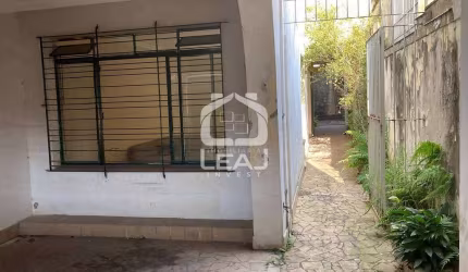 Casa à Venda, Chácara Santo Antônio, 200m², 3 Dormitórios  (1 Suíte), 2 Salas, 3 Banheiros por R$80