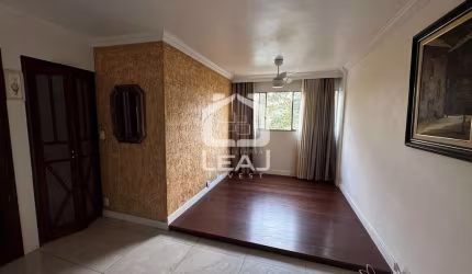 Apartamento reformado à venda, 52m², Jardim Germânia, 2 Dormitórios, 1 Vaga - R$ 320.000,00 - São P