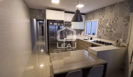 Casa à venda, 152m², Jardim Leônidas Moreira, 3 suítes, 2 vagas - R$ 630.000,00 - São Paulo, SP