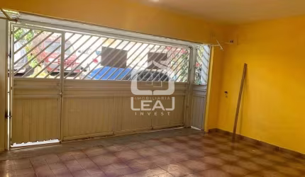 Sobrado á venda possui 207 m², com 3 dormitórios e 2 vagas de garagem no valor de R$ 600.000,00 - P
