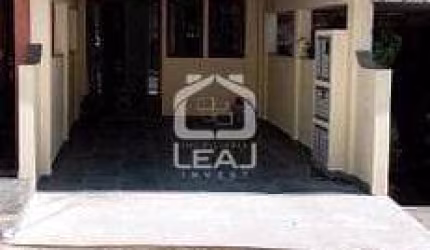 Sobrado em condomínio fechado com 4 dormitórios e 2 vagas à venda, 140 m² por R$ 615.000,00 - Parqu