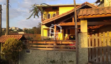 Excelente Sobrado à Venda, 142m², 3 Dormitórios, 3 Vagas, R$ 550.000,00, Vila Leonor, Itapecerica d