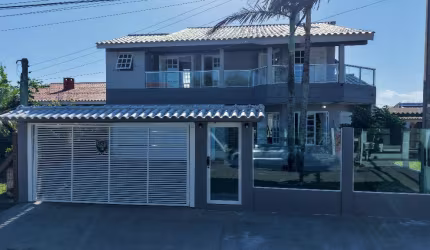 SOBRADO LINDO EM RAINHA DO MAR
