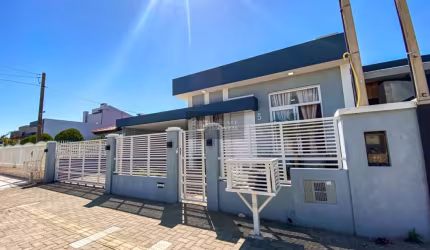 CASA LINDA EM CAPÃO - 4 DORMITÓRIOS