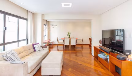 Apartamento tipo para venda com 4 quartos, sendo 2 suítes, 223m²