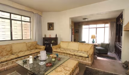 Sobrado para venda com 4 quartos, sendo 2 suítes, 350m²