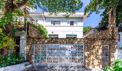 Sobrado para venda com 3 quartos, sendo 1 suíte, 197m²