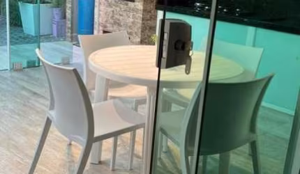Sobrado para Venda em Curitiba, Capão da Imbuia, 3 dormitórios, 1 suíte