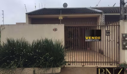 Casa à Venda no Jardim Dona Pina