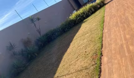 Área de Lazer à Venda no Campinho