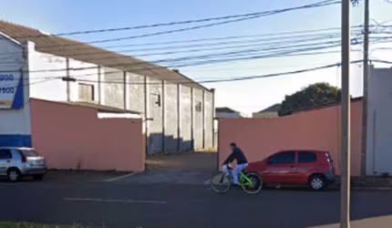Terreno Comercial à Venda no Centro
