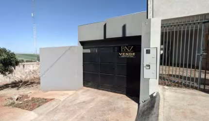 Aconchegante Casa de 2 Quartos com Garagem no Jardim Paraíso!