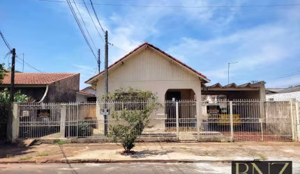 Terreno Comercial a Venda na Vila Araponguinha