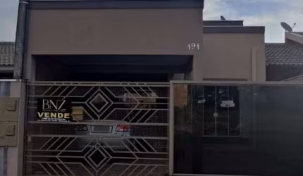 Conforto e Modernidade: Casa à Venda no Bairro Tropical II !