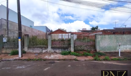 Oportunidade de Construção: Terreno à Venda na Vila Nova !