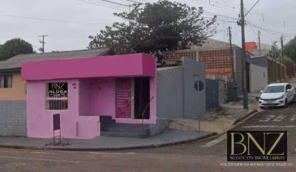 Oportunidade Única: Casa com 2 Residências e Espaço Comercial!