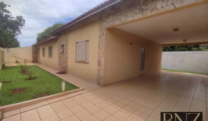 Casa 4 Dormitórios na Vila Araponguinha por R$350.000,00!