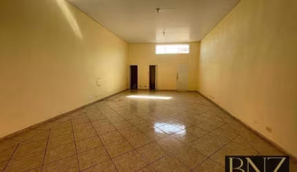 Sala Comercial para Locação no Conjunto Flamingos - Ideal para Seu Negócio